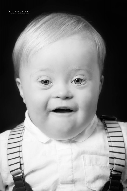 Children's-Family-photographer-Bridgend-Cardiff-Swansea-Cowbridge-Pencoed-Pontyclun-Porthcawl-Pontypridd (1)